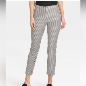 NWOT A New Day Striped High-rise Skinny Ankle Pant - size 2